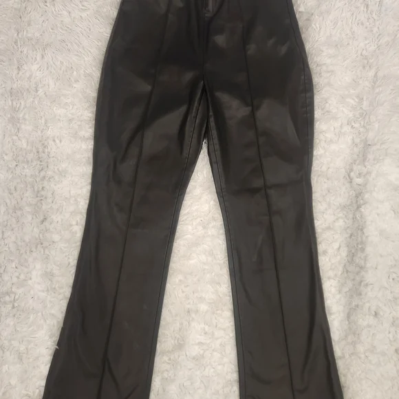 Zara Black Leather Look Trousers - Picture 3 of 7